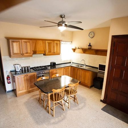 Apartment 5 Mins Away From The Beach. San Pawl il-Baħar Zewnętrze zdjęcie