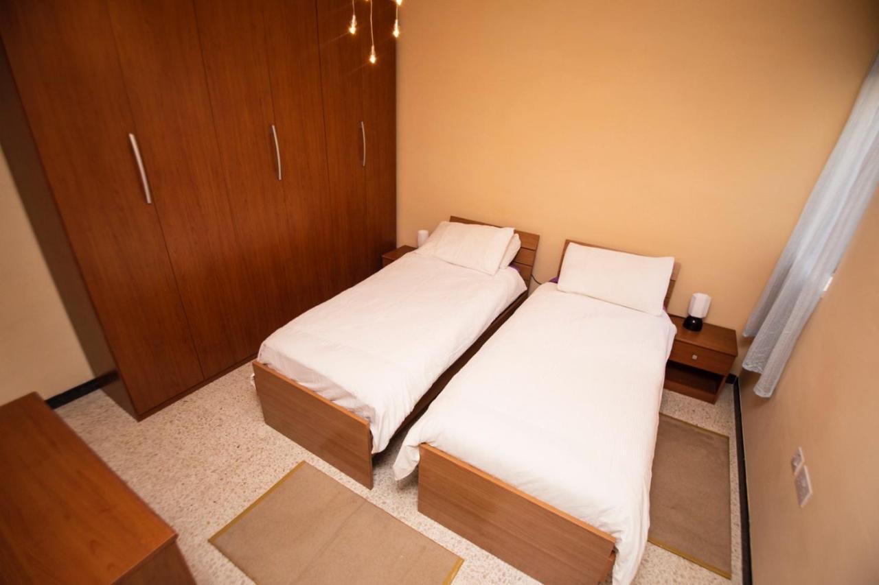 Apartment 5 Mins Away From The Beach. San Pawl il-Baħar Zewnętrze zdjęcie